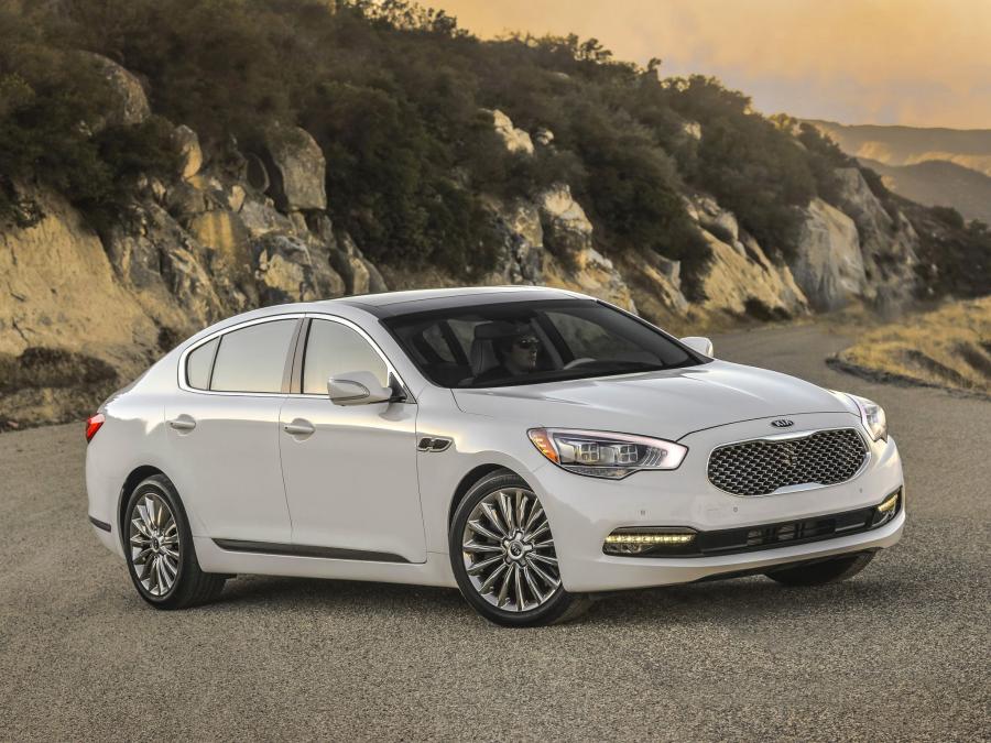  Kia K900 2014 года  (фото 8 из 30)